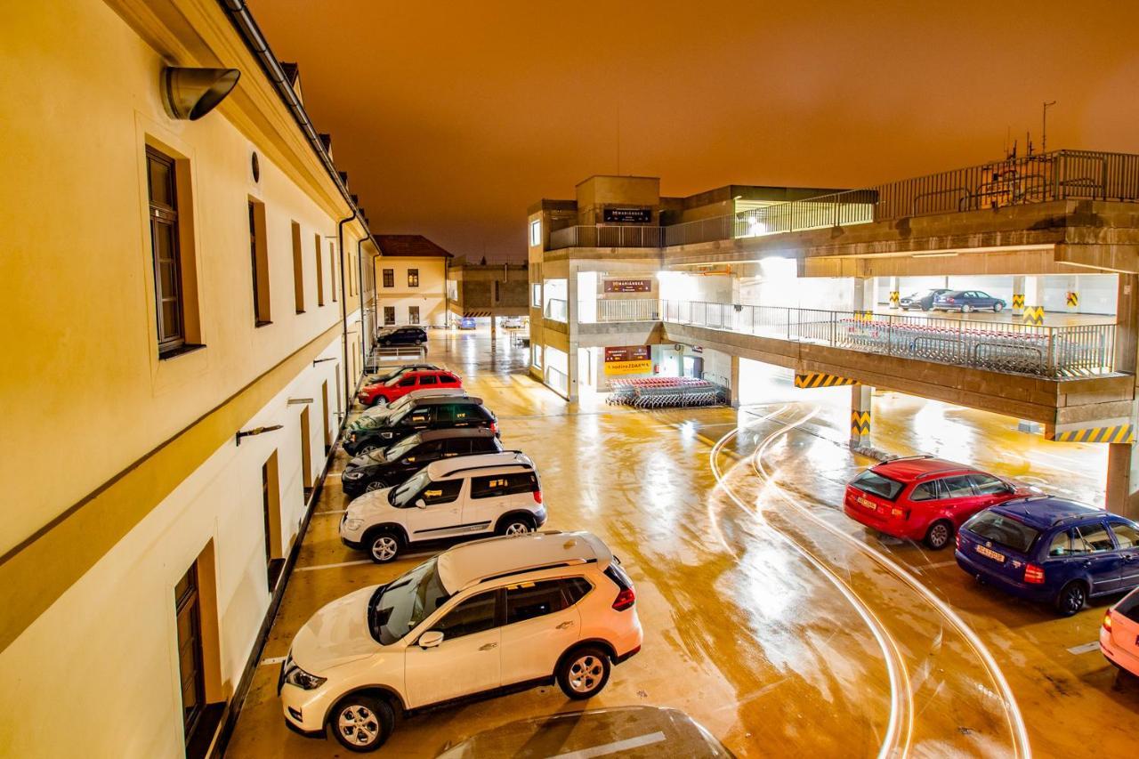 Residence Marianska Ceske Budejovice Dış mekan fotoğraf
